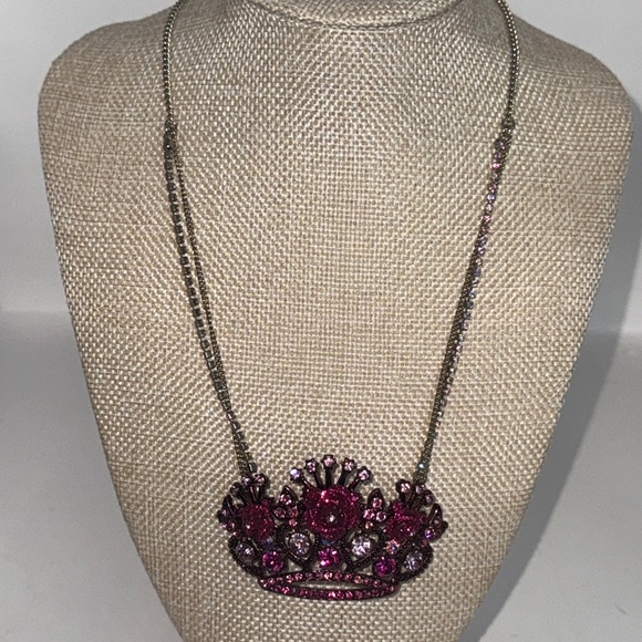 Betsey Johnson In Love crown pendant  Necklace - Picture 4 of 8